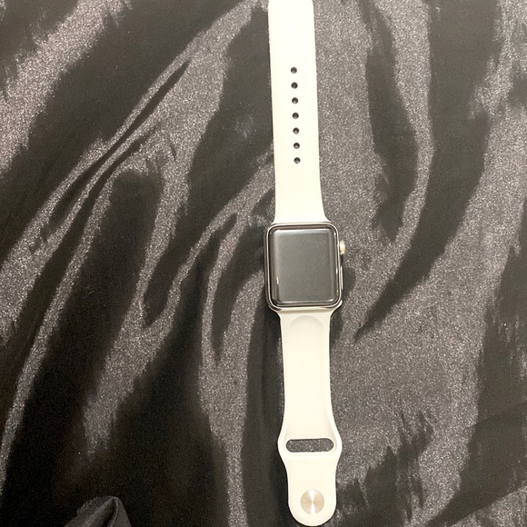 Apple Watch (Series 3) 2017 38 mm - Stainless steel with grey rubber sport band